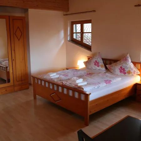 Niederalm Apartment *